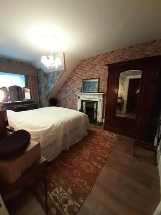 The Attic Apartment At Number 54 Ilfracombe Buitenkant foto